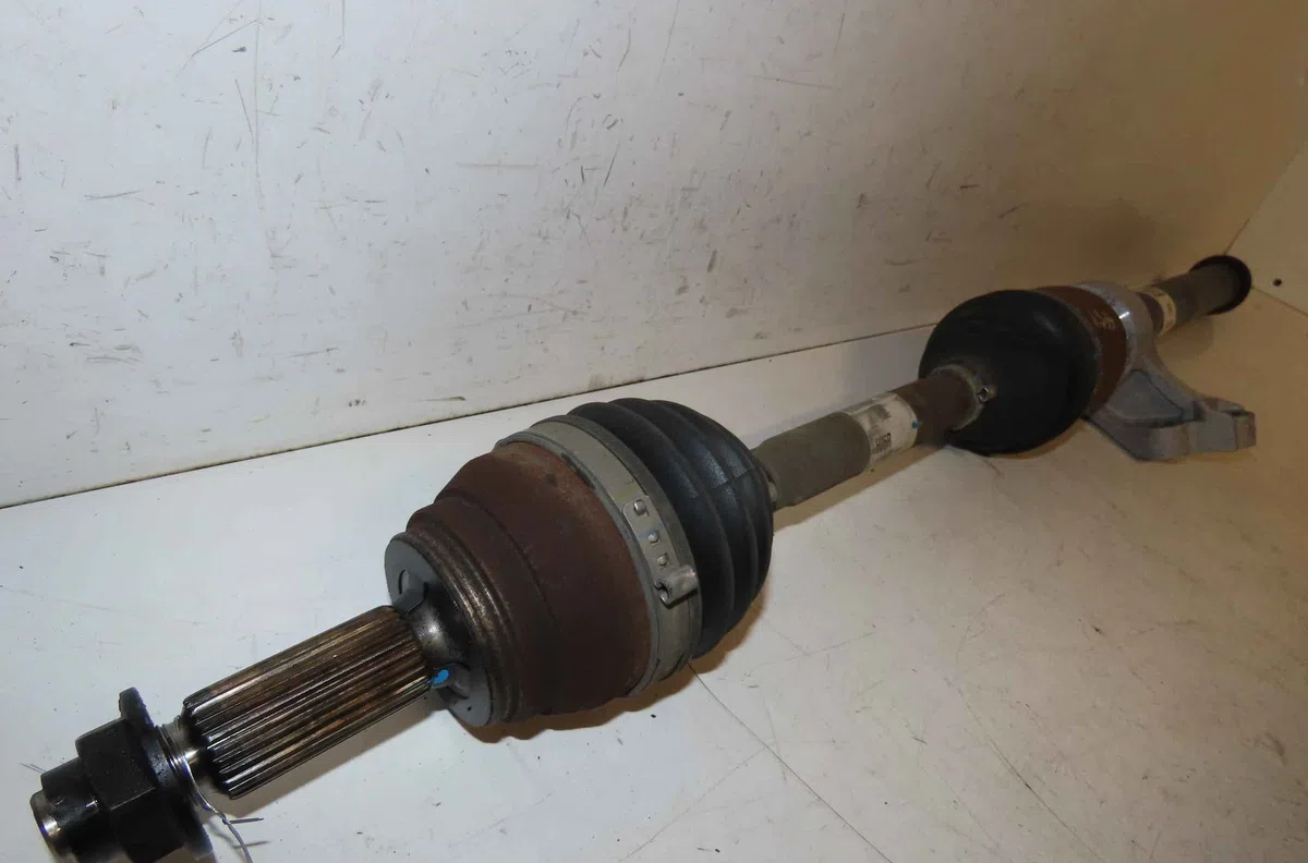 Transmission avant droite HYUNDAI KONA I occasion
