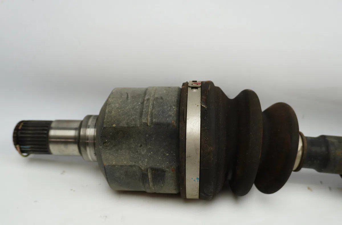 Transmission avant droite Kia MAGENTIS II (MG) 2.0 crdi (2006-2010) occasion