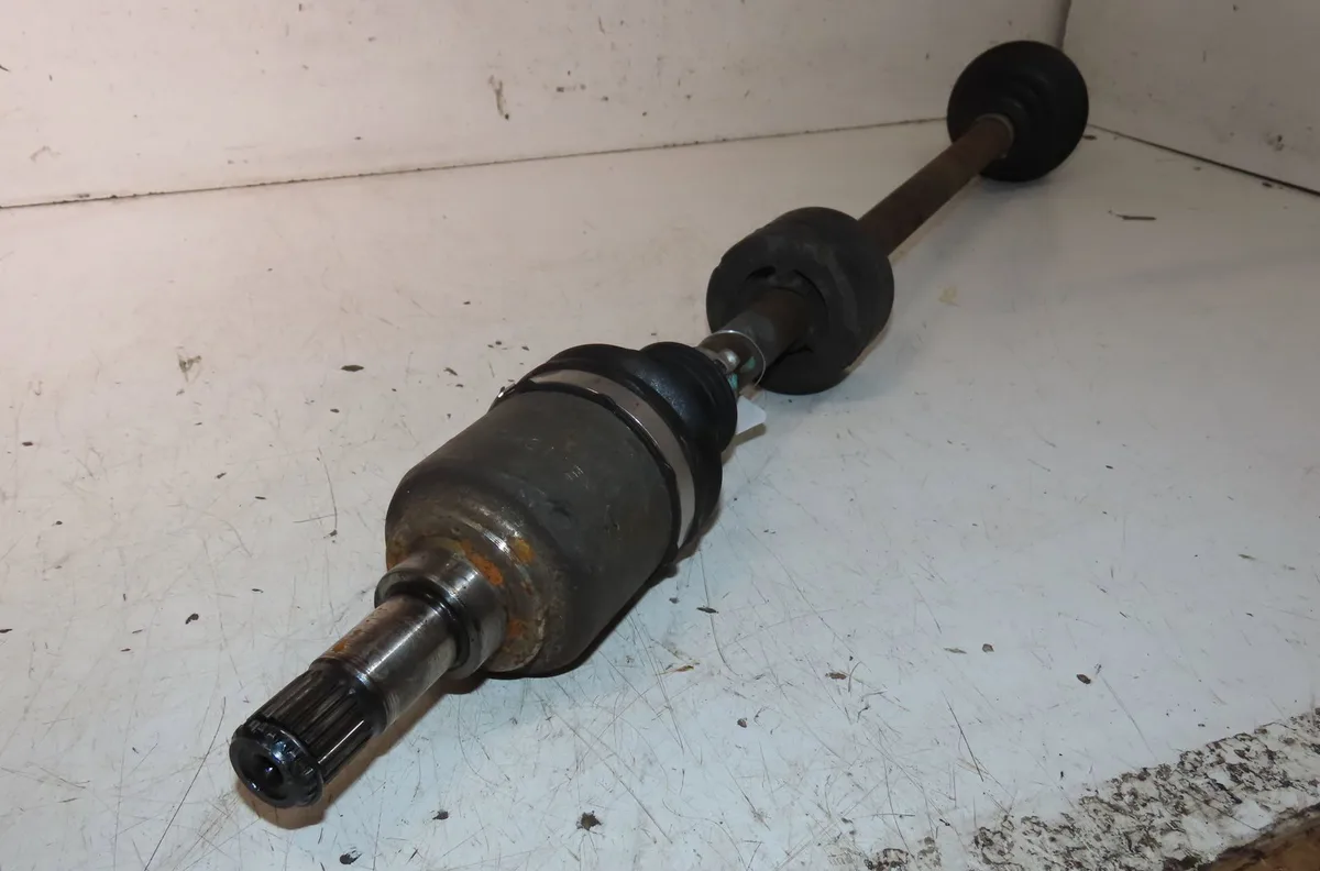 Transmission avant droite Lancia YPSILON (312_) 0.9 twinair (312.pxg11, 312.pxg1a, 312.yxg11, 312.yxg1a) (2011) occasion
