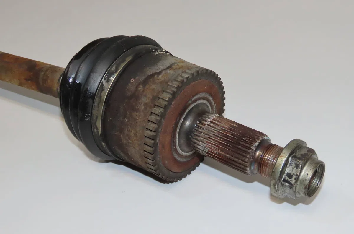 Transmission avant droite Land rover RANGE ROVER SPORT I (L320) 2.7 d 4x4 (2005-2013) occasion