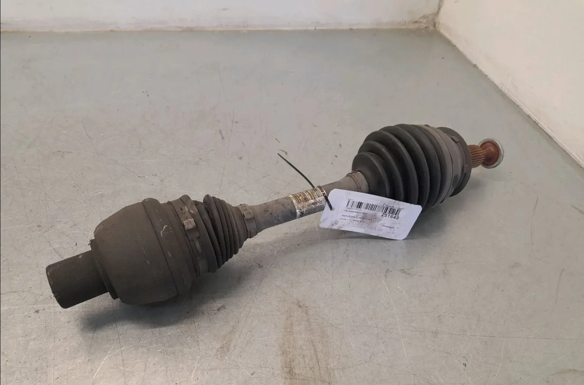 Transmission avant droite Mercedes-benz CLASSE A (W176) A 180 cdi (176.000) (2012-2014) occasion