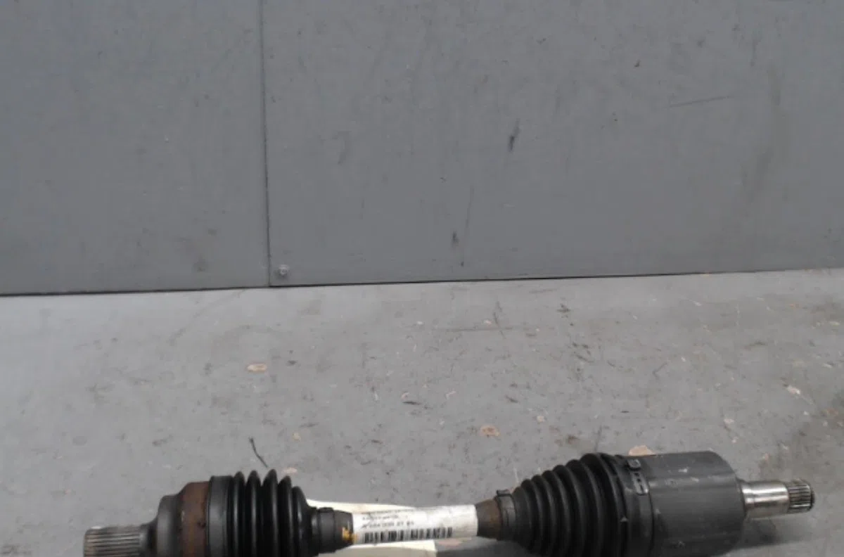 Transmission avant droite MERCEDES CLASSE GLK 204 CLASSE GLK 204 PHASE 1 occasion