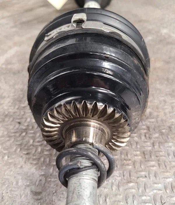 Transmission avant droite MINI MINI 3 F54 CLUBMAN PHASE 1 BREAK occasion