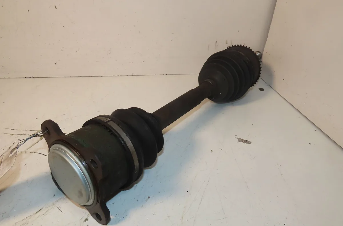 Transmission avant droite Mitsubishi PAJERO III (V7_W, V6_W) 3.2 di-d (v68w) (2000-2006) occasion