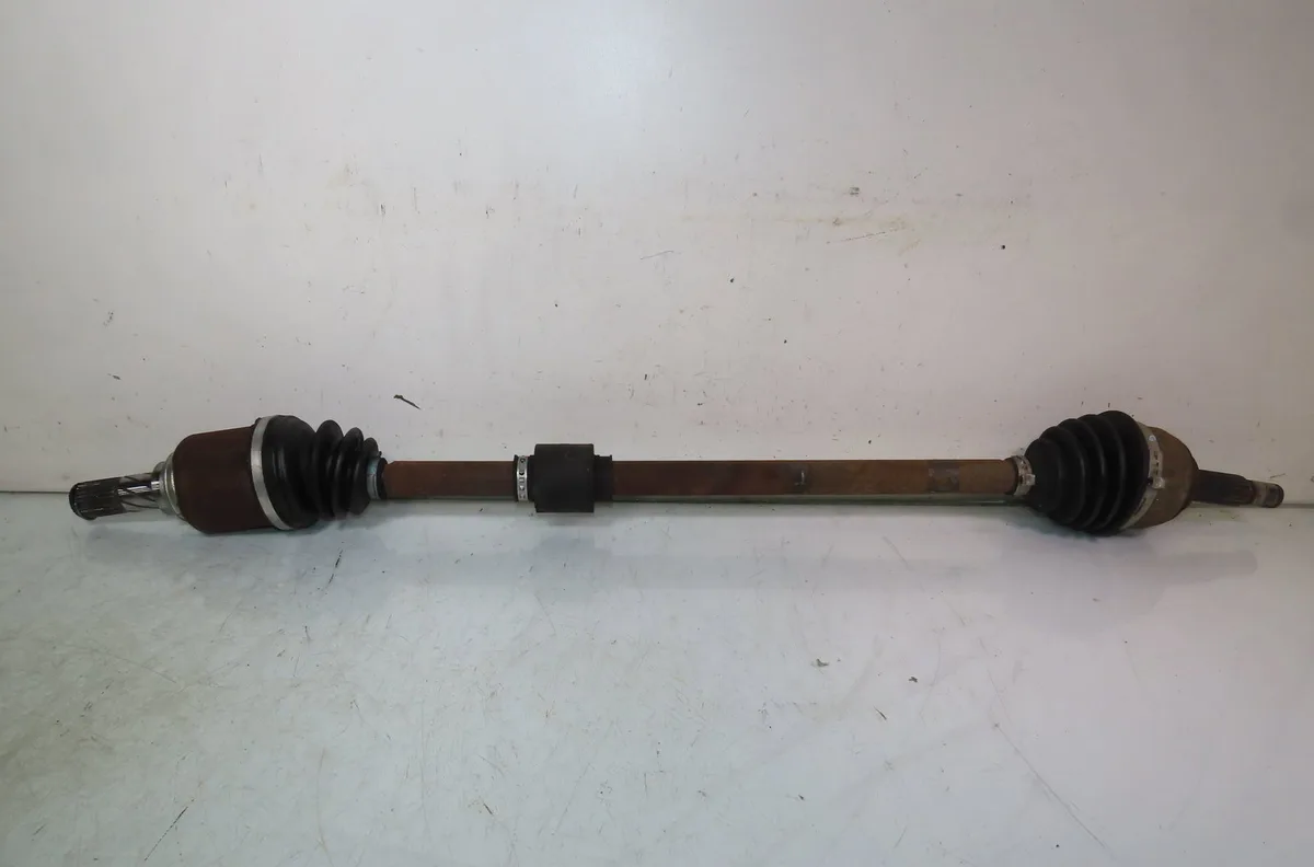 Transmission avant droite Nissan NOTE (E11, NE11) 1.4 (2006-2012) occasion