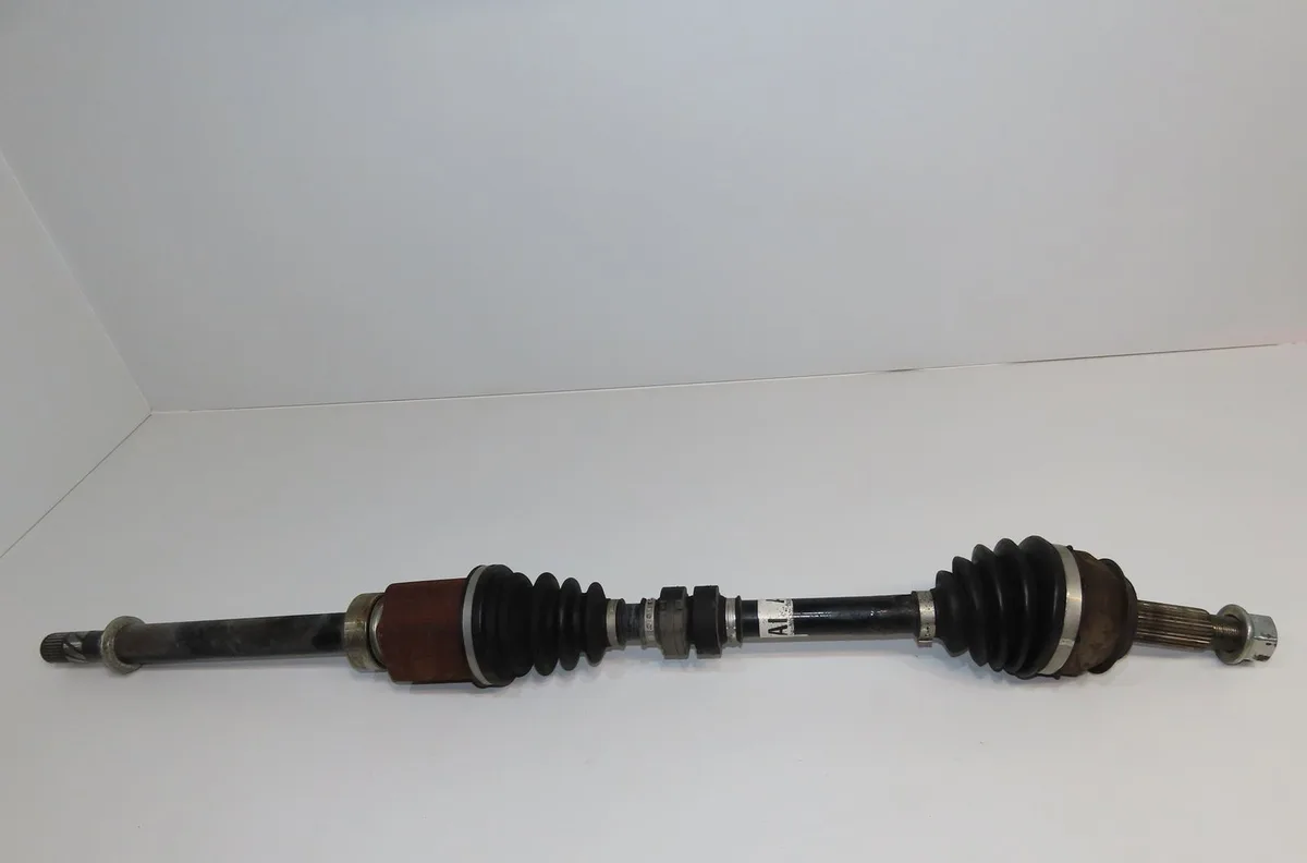 Transmission avant droite Nissan QASHQAI II SUV (J11, J11_) 1.5 dci (2013) 5 portes occasion