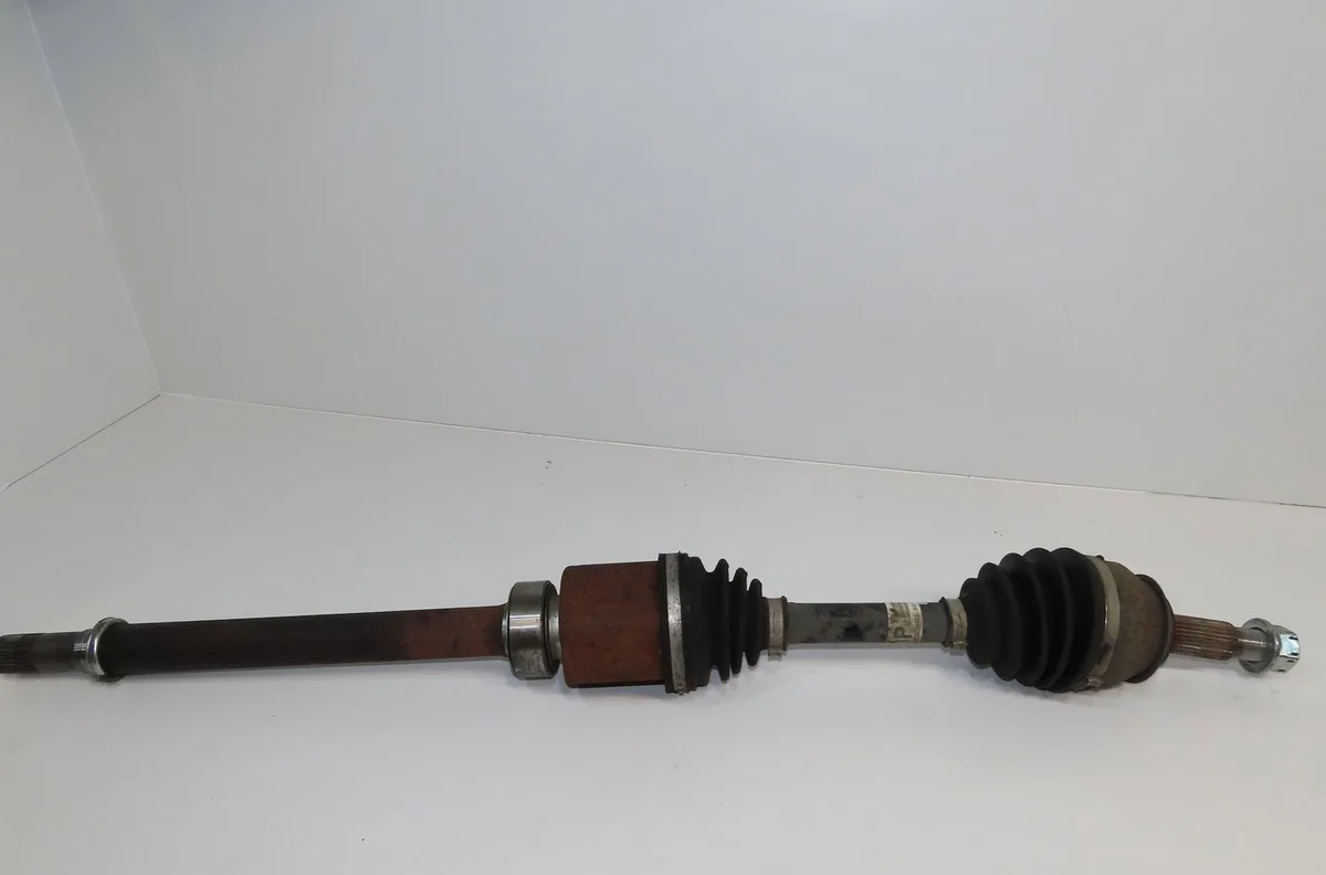 Transmission avant droite Nissan QASHQAI II SUV (J11, J11_) 1.6 dci (2013) occasion