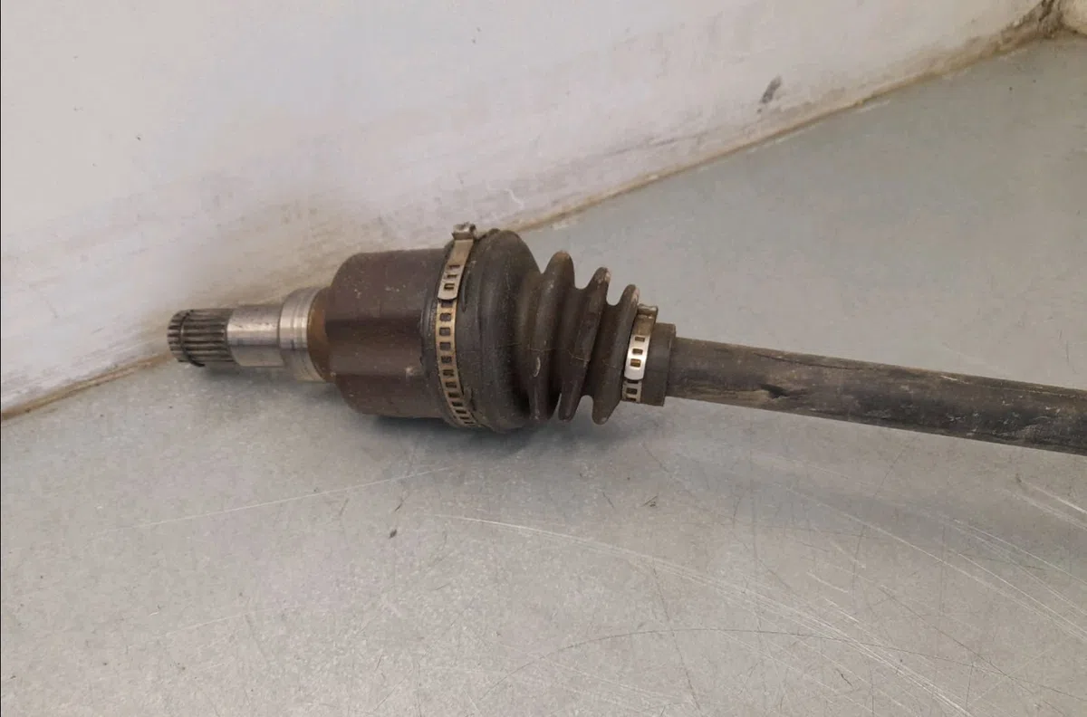 Transmission avant droite Opel AGILA (B) (H08) 1.2 (f68) (2010-2014) occasion