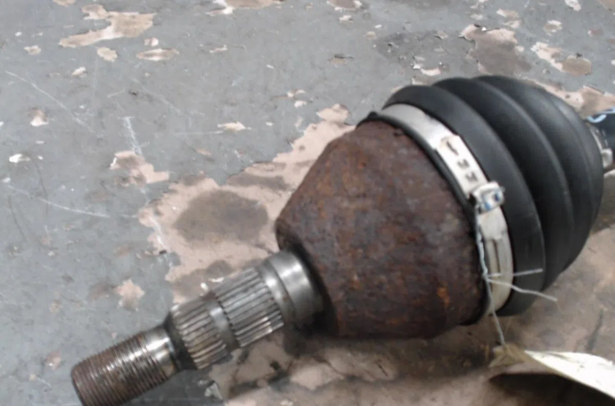 Transmission avant droite Opel ASTRA H GTC (A04) 1.7 cdti (l08) (2005-2010) occasion