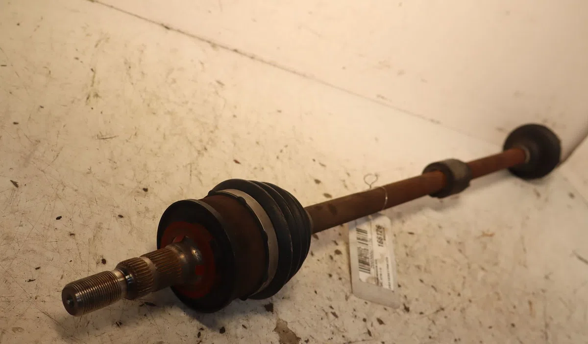 Transmission avant droite Opel ASTRA K (B16) 1.0 turbo (68) (2015) occasion