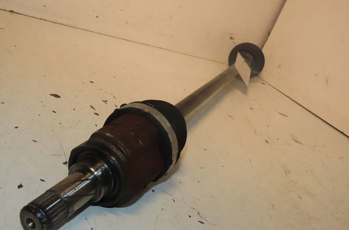 Transmission avant droite Opel CORSA D (S07) 1.0 (l08, l68) (2009-2014) 3 portes occasion