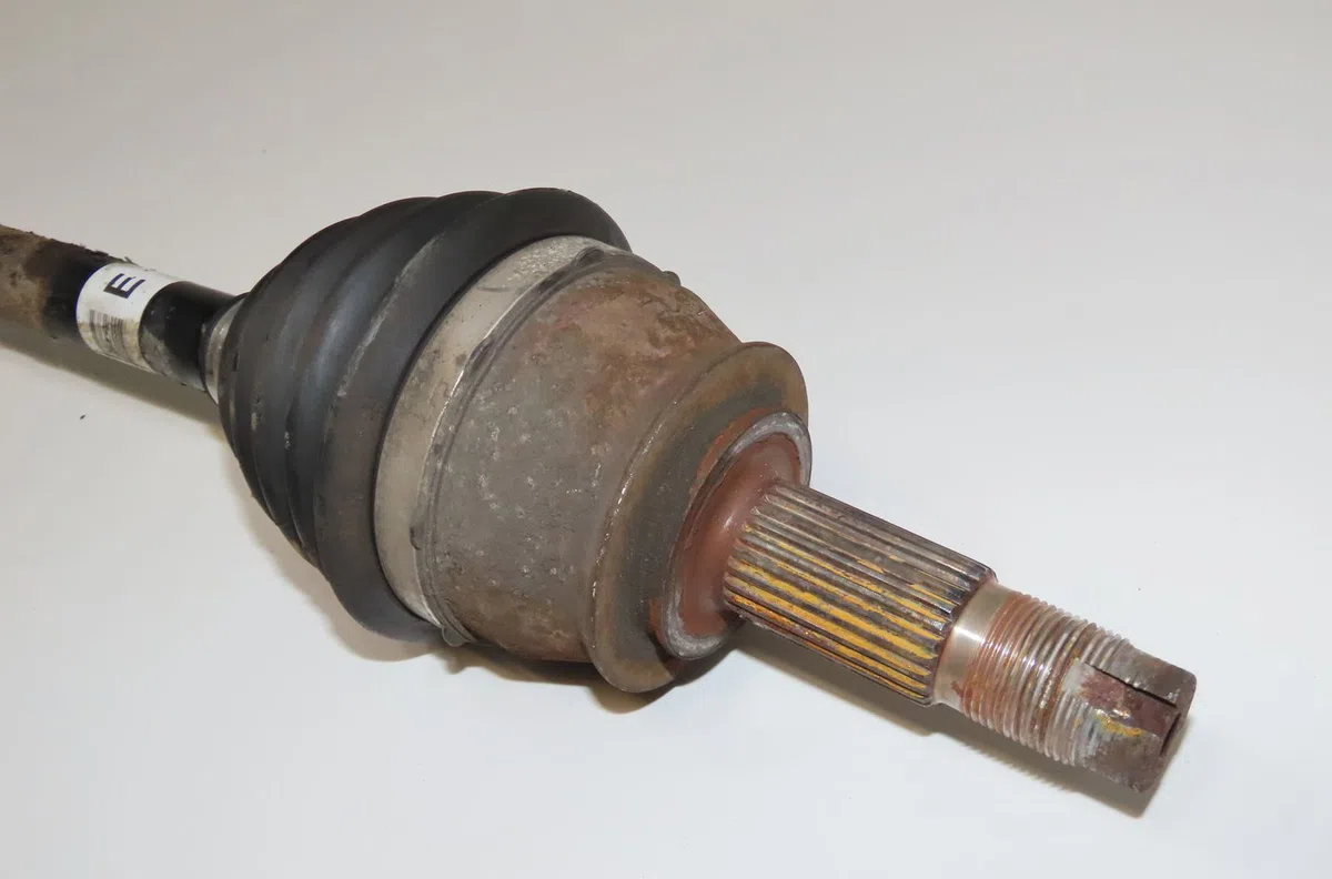 Transmission avant droite Opel CORSA D (S07) 1.3 cdti (l08, l68) (2006-2014) 5 portes occasion