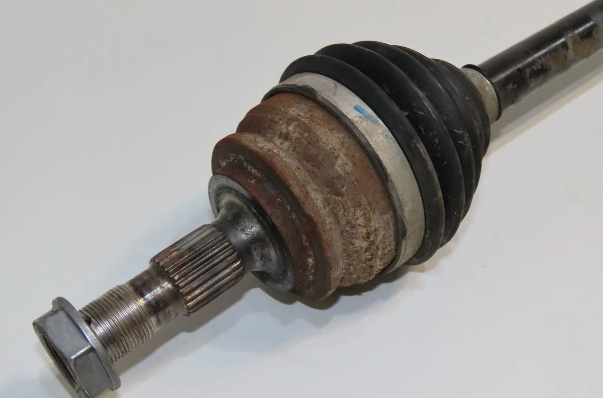 Transmission avant droite Peugeot 2008 II (UD_, US_, UY_, UK_) 1.2 puretech 100 (2019) occasion