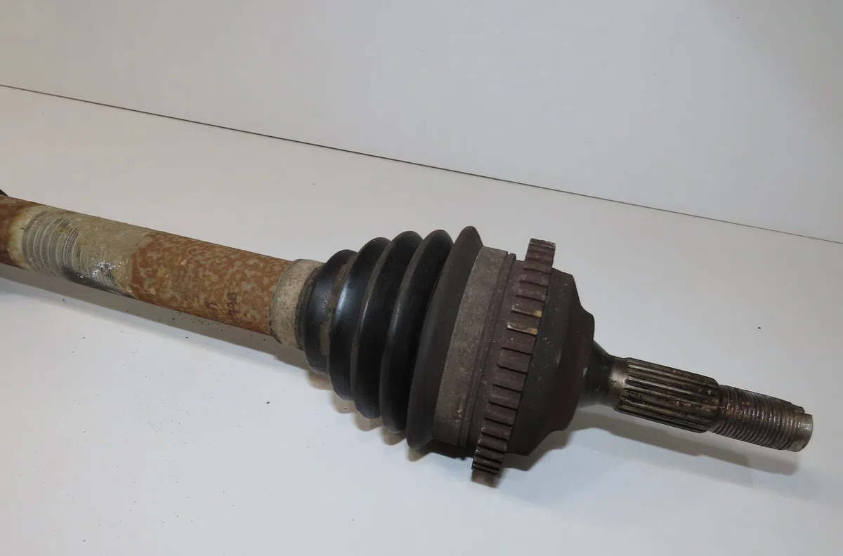 Transmission avant droite Peugeot 206 3-5 portes (2A-C) 1.1 i (1998-2007) occasion