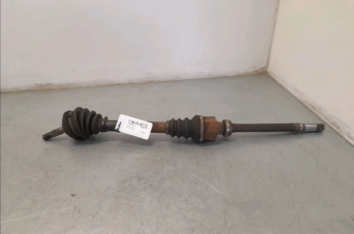 Transmission avant droite Peugeot 206 3-5 portes (2A-C) 1.4 i (1998-2012) 3 portes occasion