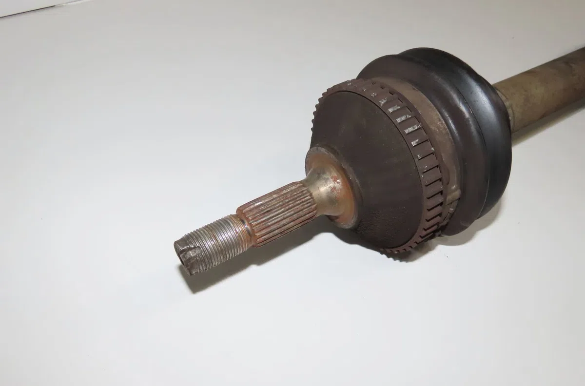 Transmission avant droite Peugeot 206 3-5 portes (2A-C) 1.4 i (1998-2012) 3 portes occasion