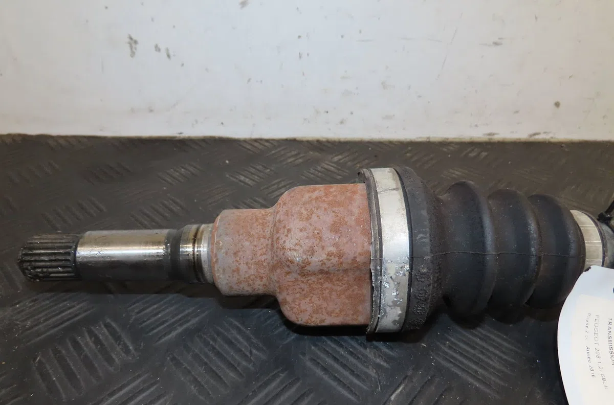 Transmission avant droite Peugeot 208 I (CA_, CC_) 1.2 vti 68 - puretech 68 (2016) 5 portes occasion