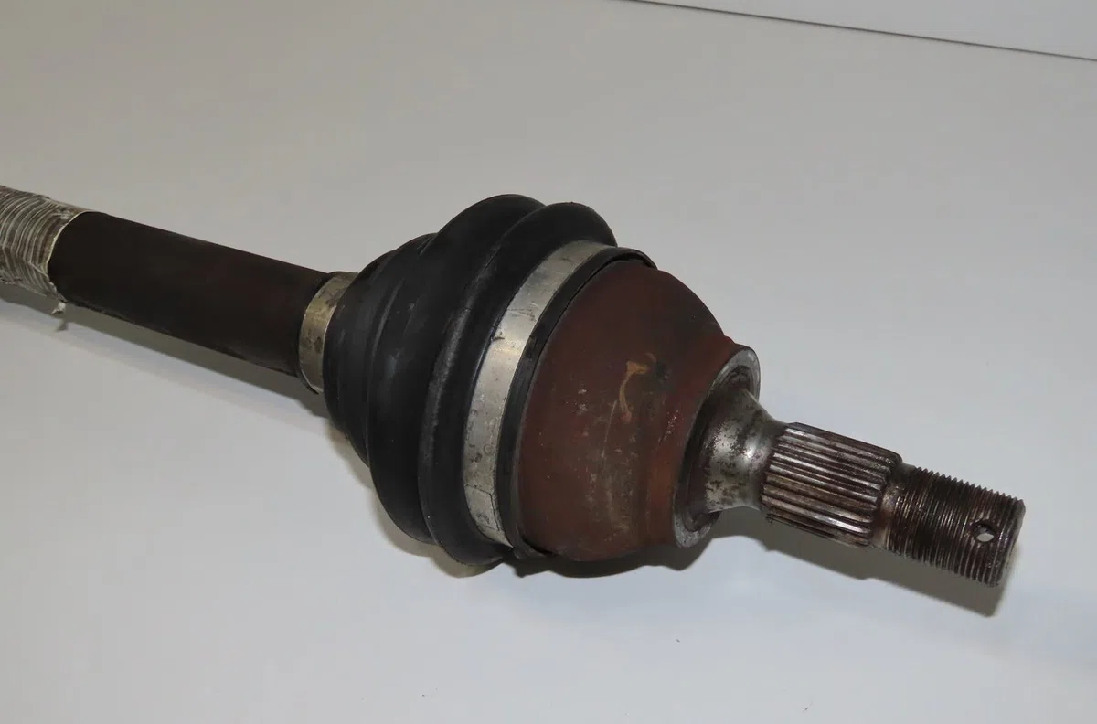 Transmission avant droite Peugeot 208 I (CA_, CC_) 1.6 hdi (2012) occasion