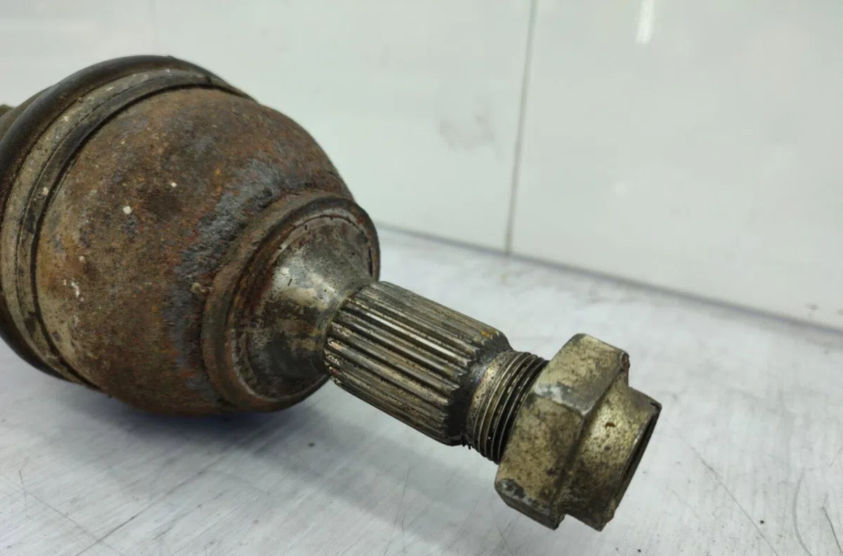 Transmission avant droite PEUGEOT 305 PHASE 2 occasion