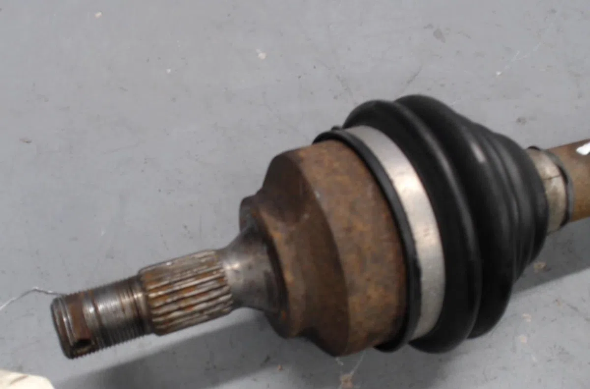 Transmission avant droite PEUGEOT 308 1  308 1 PHASE 1 occasion
