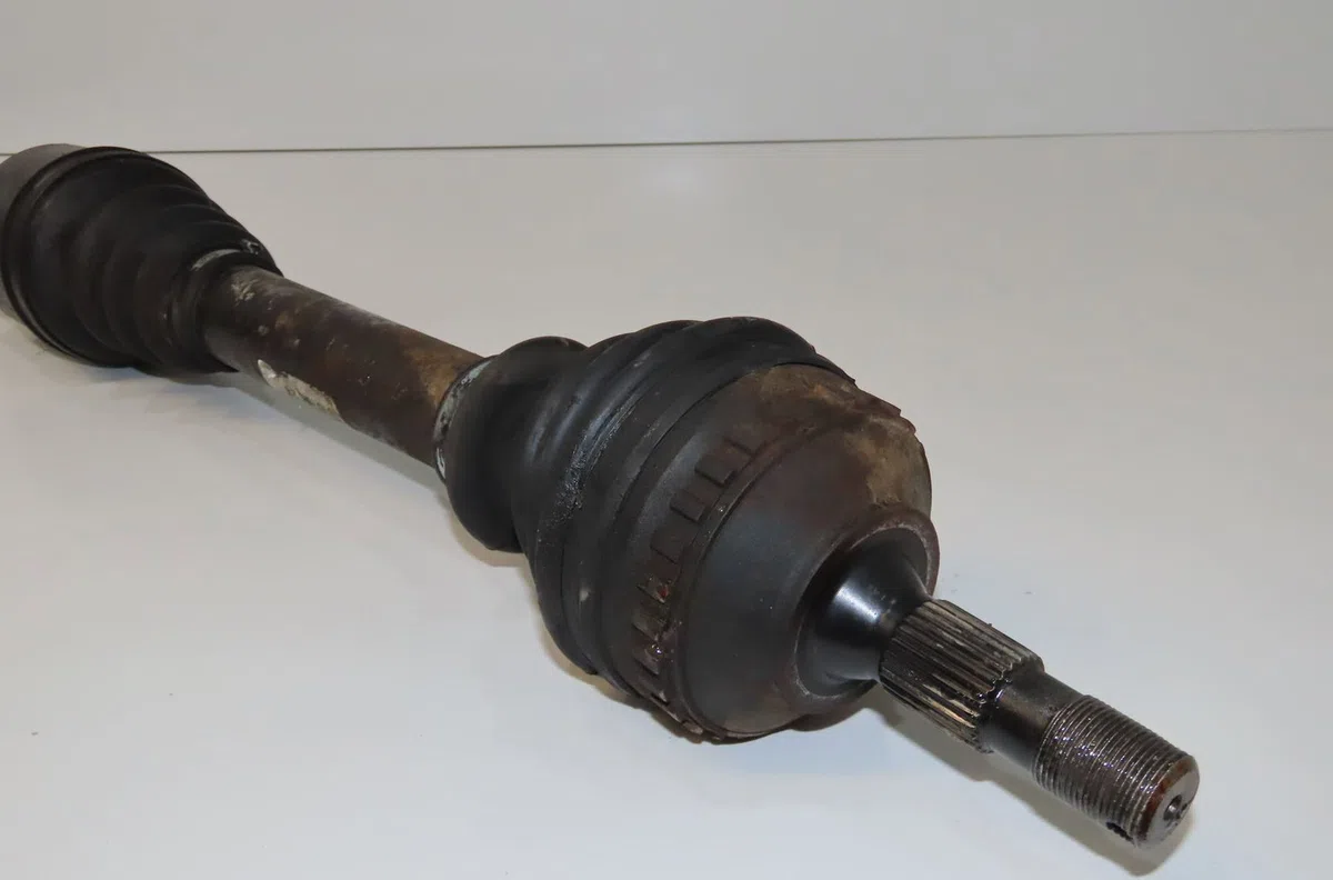 Transmission avant droite Peugeot 406 Coupé (8C) 3.0 v6 24v (1997-2004) occasion