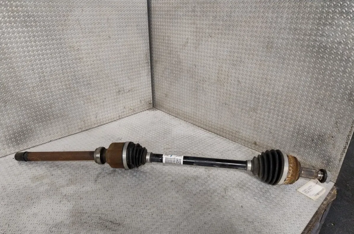 Transmission avant droite PEUGEOT 5008 2  5008 2 PHASE 2 occasion