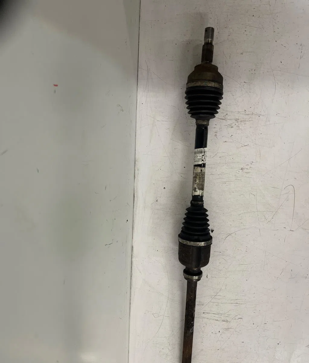 Transmission avant droite Peugeot 508 SW I (8E_) 2.0 hdi rxh hybrid4 (2010-2018) occasion