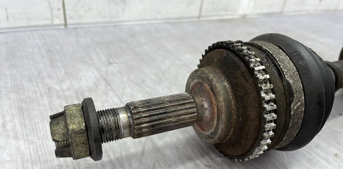 Transmission avant droite RENAULT CLIO 2 PHASE 2 occasion