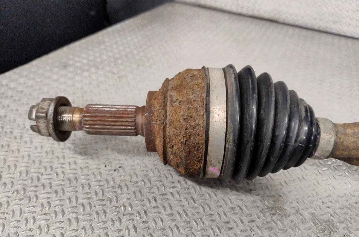 Transmission avant droite RENAULT CLIO 4  CLIO 4 PHASE 1 occasion