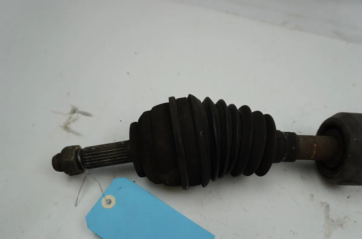 Transmission avant droite Renault CLIO I (B-C57_, 5-357_) 1.2 (5-357y, 5-357k) (1996-1998) occasion