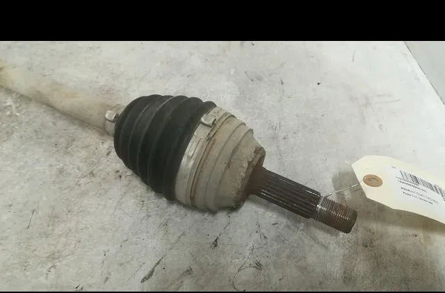 Transmission avant droite Renault CLIO I (B-C57_, 5-357_) 1.9 d (1996-1998) occasion