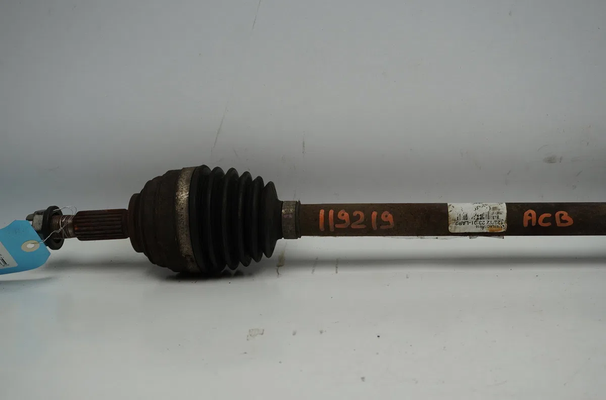 Transmission avant droite Renault CLIO III (BR0-1, CR0-1) 1.2 16v (2010-2014) occasion
