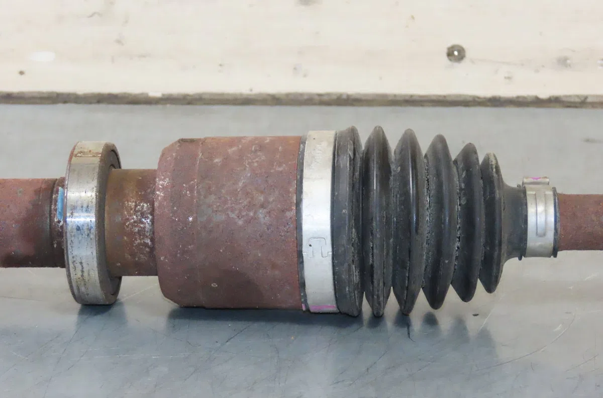 Transmission avant droite Renault CLIO III Grandtour (KR0-1_) 1.2 16v (kr02, kr0j) (2008-2014) occasion