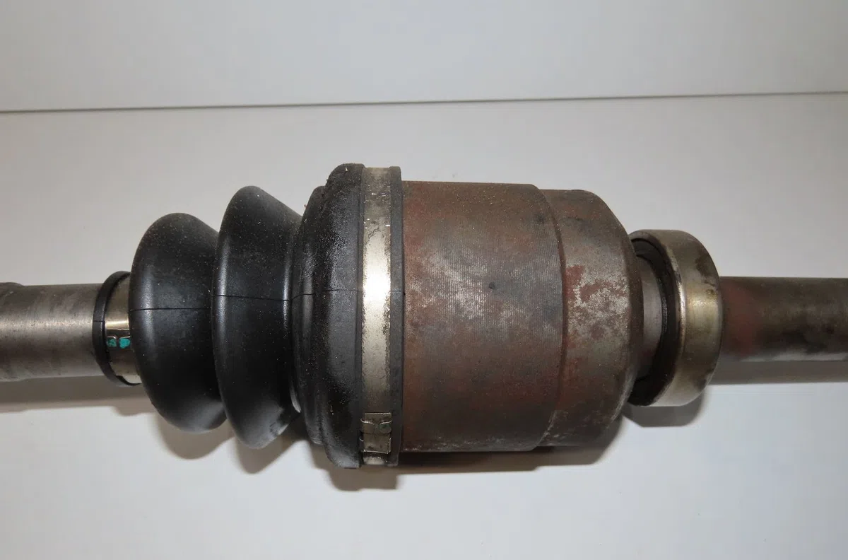Transmission avant droite Renault MASTER II Autobus-Autocar (JD) 2.5 d (1998-2001) occasion