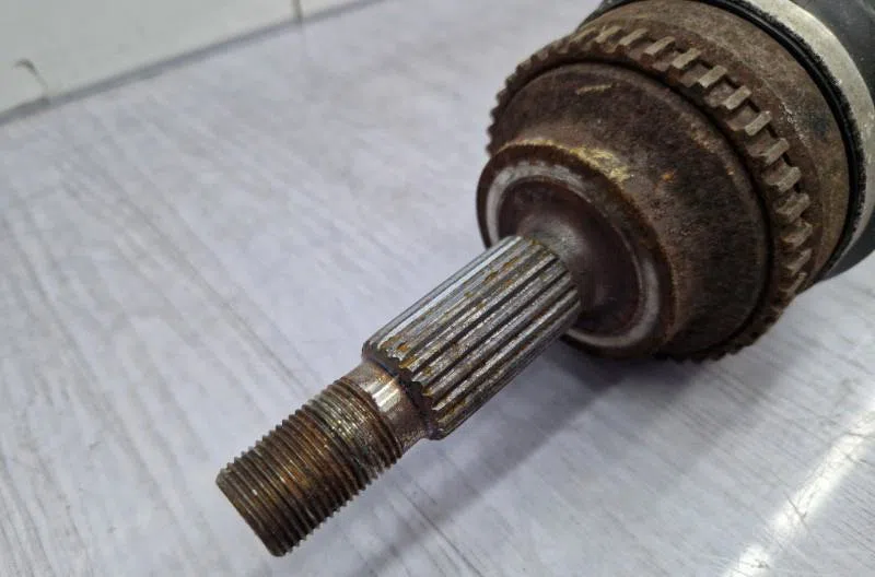 Transmission avant droite RENAULT MEGANE 1 BREAK occasion