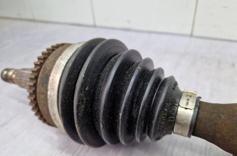 Transmission avant droite RENAULT MEGANE 1 BREAK occasion