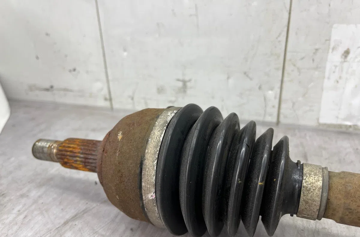 Transmission avant droite RENAULT MEGANE 2 PHASE 1 CABRIOLET occasion