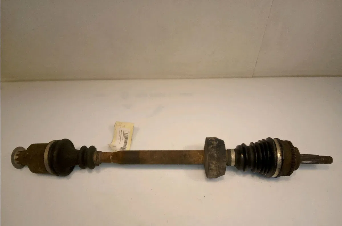 Transmission avant droite Renault MEGANE I (BA0-1_) 1.6 16v (ba04, ba0b, ba11, ba1j, ba16, ba19, ba1k, ba1v,... (1999-20