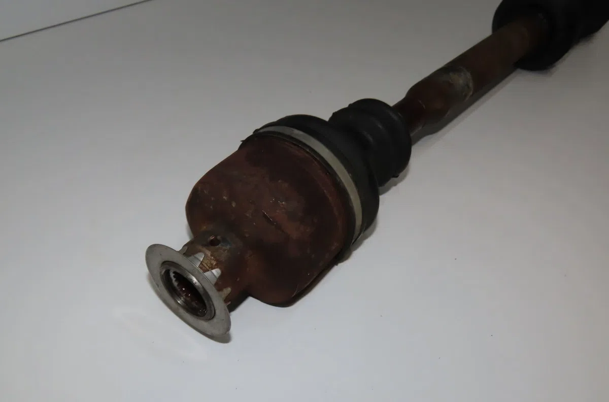 Transmission avant droite Renault MEGANE I Coupé (DA0-1_) 1.6 e (da0f) (1996-1999) occasion