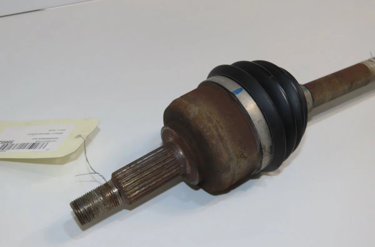 Transmission avant droite Renault MEGANE III 3-5 portes (BZ0-1_, B3_) 1.2 tce (bz2b, bz11) (2012-2015) 5 portes occasion