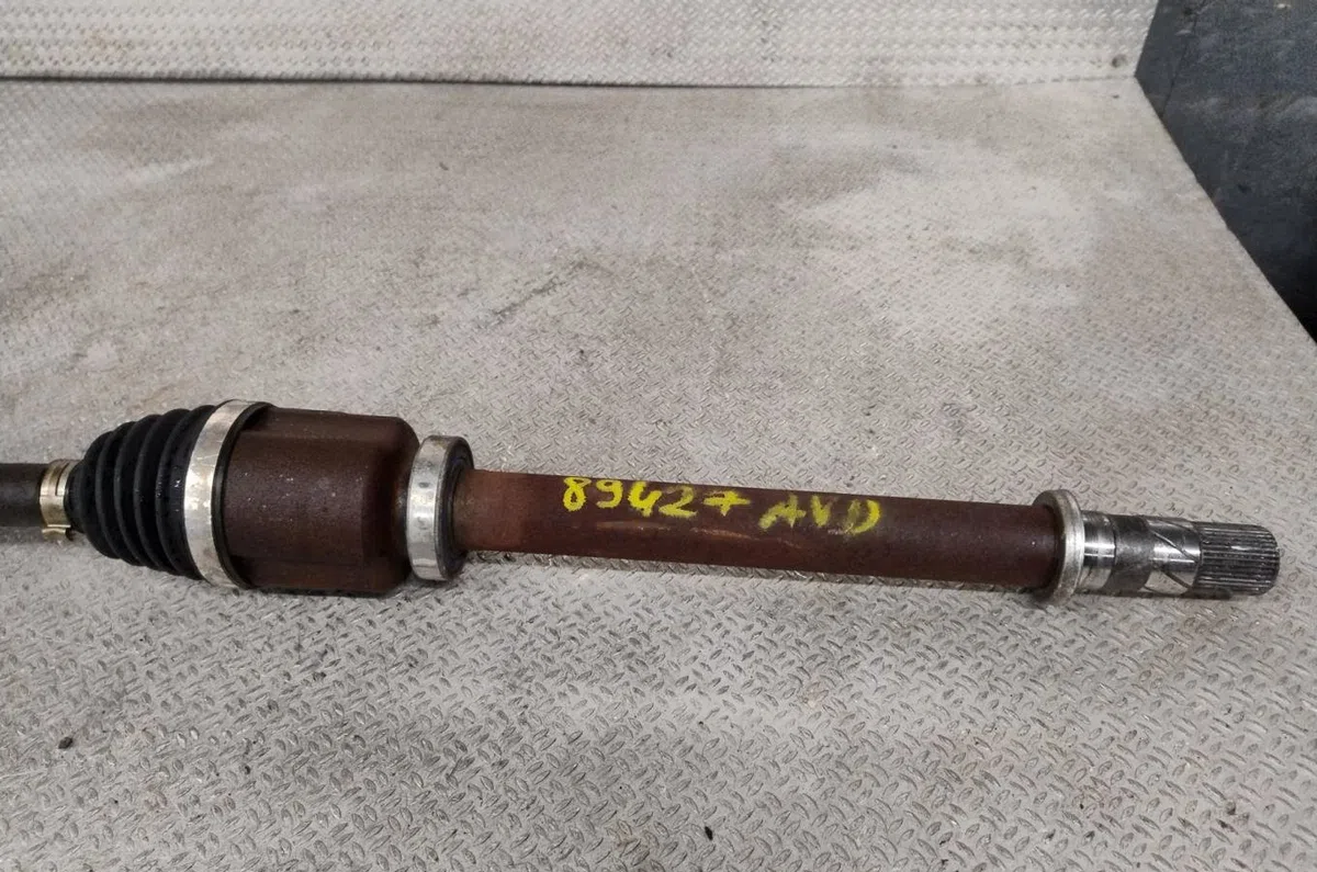 Transmission avant droite Renault MEGANE III 3-5 portes (BZ0-1_, B3_) 1.6 dci (bz00, bz12, bz13) (2011-2015) 5 portes oc