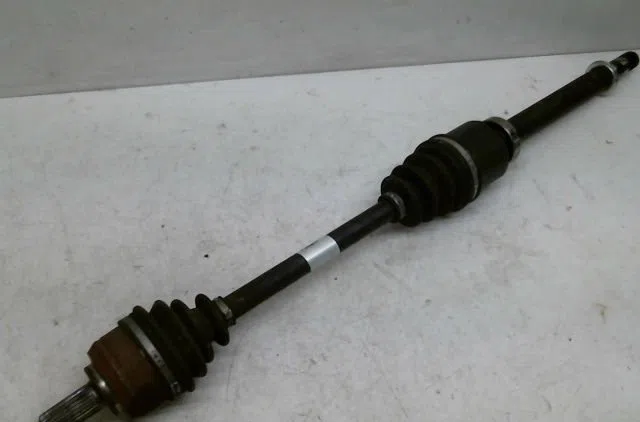 Transmission avant droite Renault MEGANE III Grandtour (KZ0-1) 1.5 dci (kz09, kz0d, kz1g, kz29, kz14, kz1w, kz10, kz1f,.