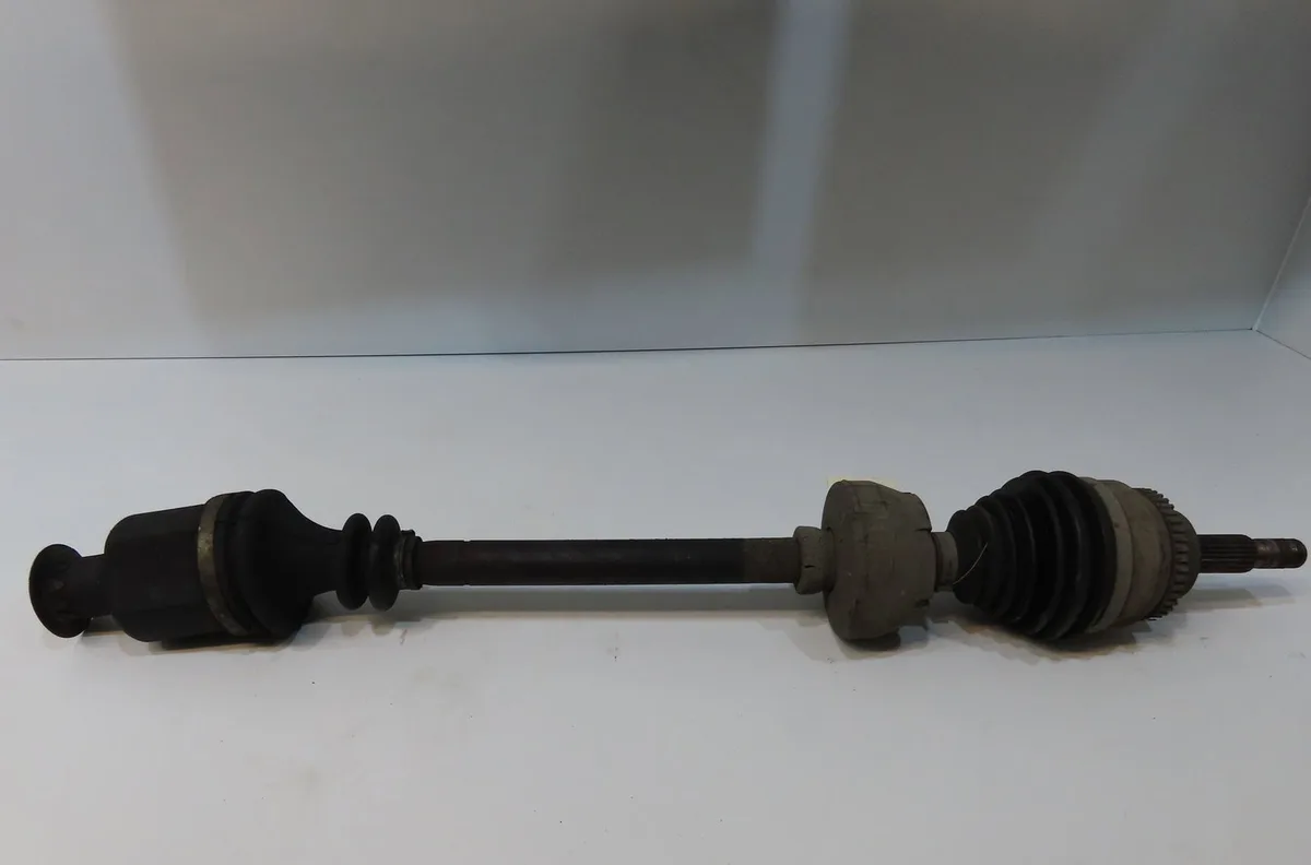 Transmission avant droite Renault SCÉNIC I Monospace (JA0-1_, FA0_) 1.8 16v (ja12, ja1r, ja1m, ja1a) (2001-2003) occasio