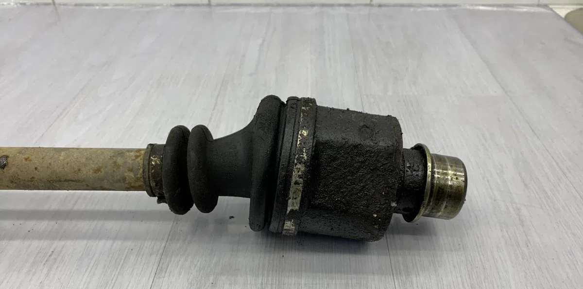 Transmission avant droite RENAULT TRAFIC 1 PHASE 3 occasion