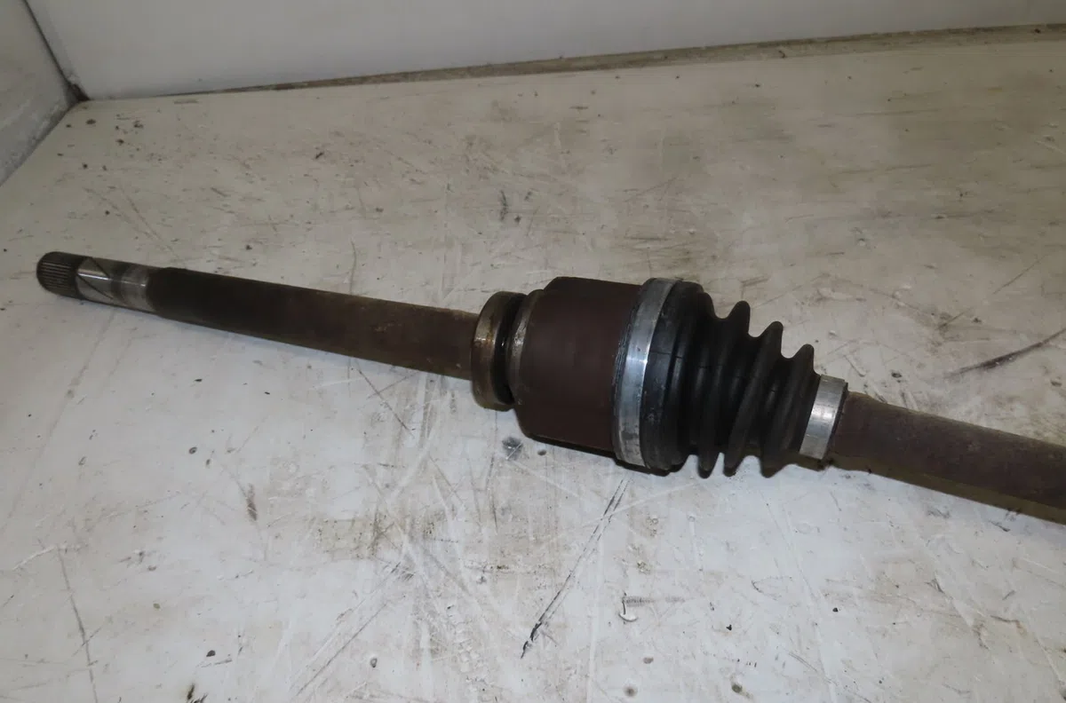 Transmission avant droite Renault TRAFIC II Camionnette (FL) 2.0 dci 115 (fl01, fl0u) (2006) occasion