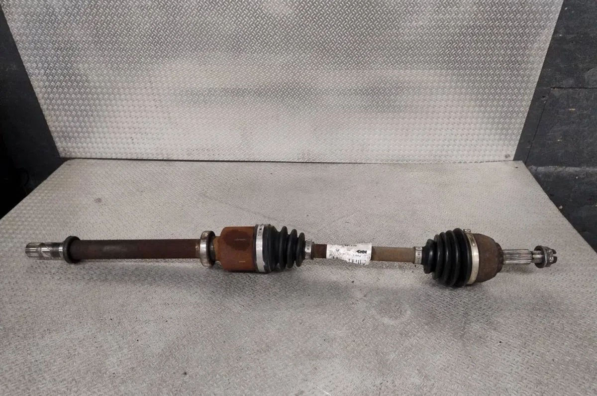 Transmission avant droite Renault TWINGO II (CN0_) 1.5 dci (cn0u) (2008-2014) 3 portes occasion