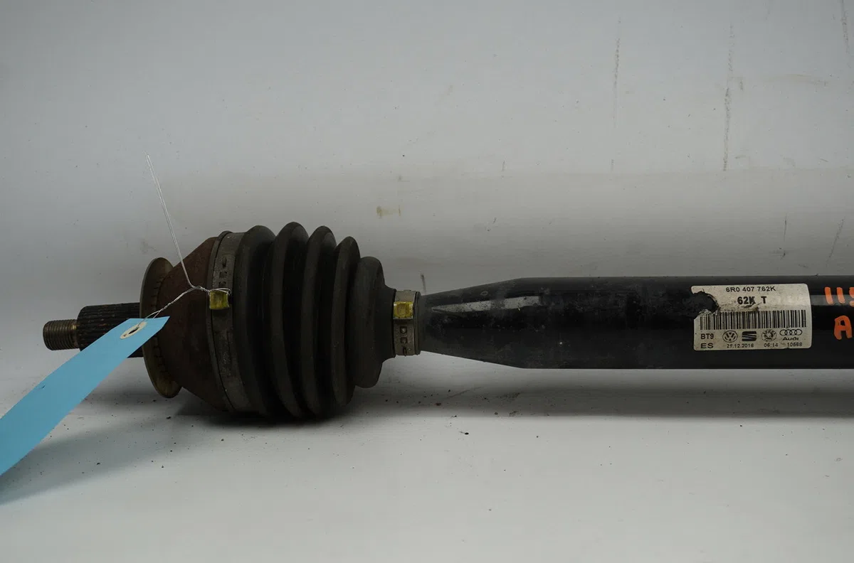 Transmission avant droite Seat IBIZA IV (6J5, 6P1) 1.2 tsi (2010-2012) occasion