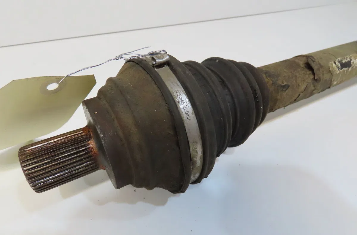 Transmission avant droite Seat LEON (1P1) 1.9 tdi (2005-2010) 5 portes occasion
