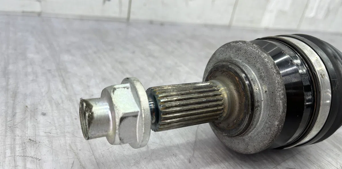 Transmission avant droite SUZUKI IGNIS 3 occasion