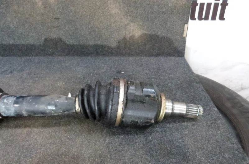 Transmission avant droite TOYOTA AURIS 1 PHASE 1 occasion